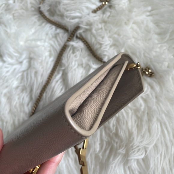 YSL Cassandra Wallet in Chain - Picture 16 of 17